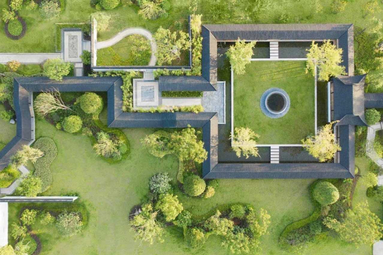 1690187489979326.jpg 1690187489979326.jpg